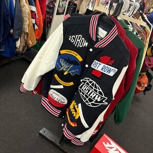 Men’s Rare First Row Unisex Varsity Jacket Medium Pre Owned Used Nice Condition